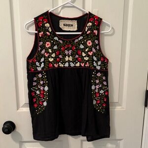 EUC Siren brand embroidered top